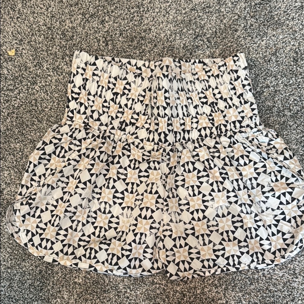 Free People - Free Movement Geometric Patterned Shorts